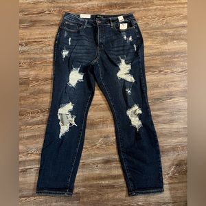 Judy Blue Boyfriend Fit jeans